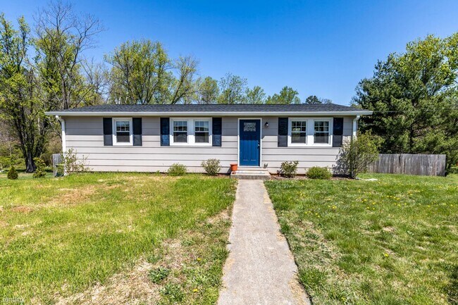 Building Photo - 2 br, 1 bath House - 5522 Three Notch'd Road
