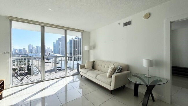 Foto del edificio - 1750 N Bayshore Dr