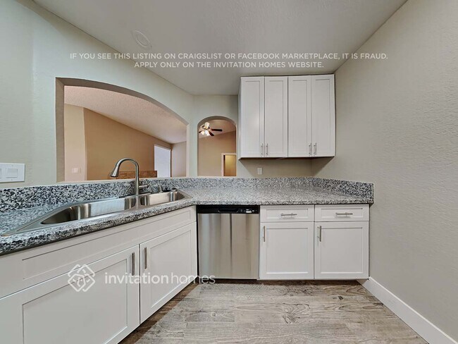 Building Photo - 1413 Braided Mane Cir