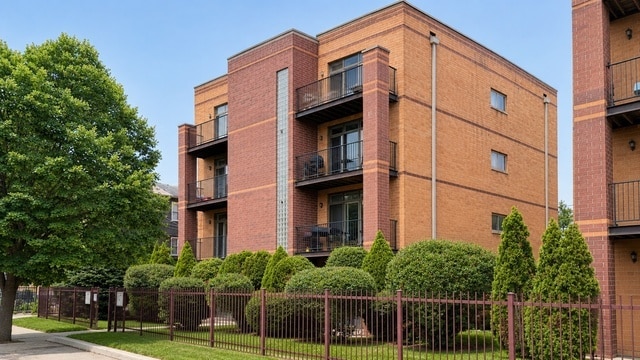 Building Photo - 3342 W 19th St