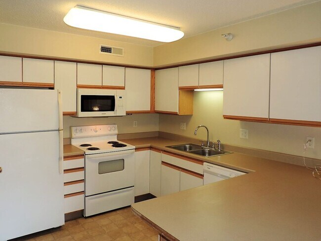 Foto del edificio - $1,150 | 2 Bedroom, 1 Bathroom Condo | Pet Friendly* | Available for July 30th, 2026 Move In!