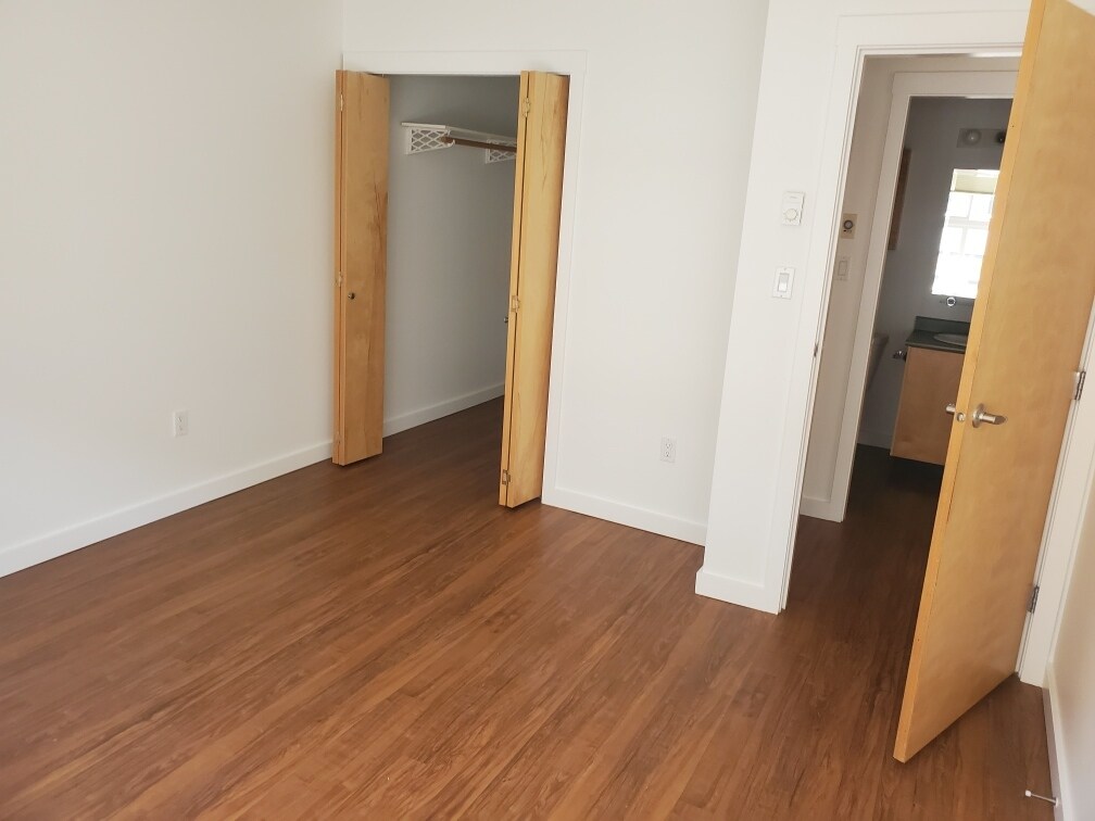 Photo principale - 238-238 Selby St