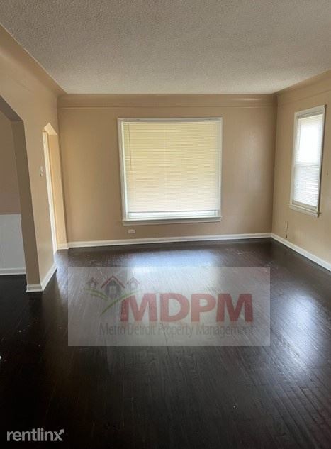 Foto del edificio - 3 br, 1 bath House - 19470 Prest St