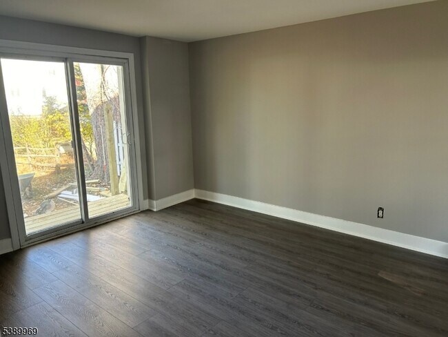 Foto del edificio - 129 Bergen St