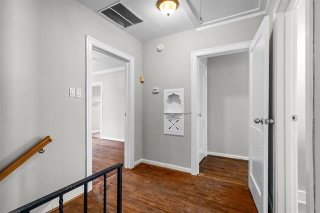 Foto del edificio - 6131 Reiger Ave