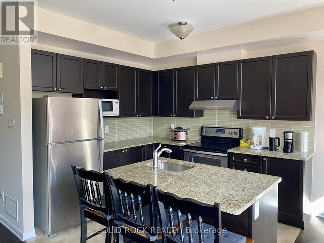 Photo du bâtiment - 108 Camden Private