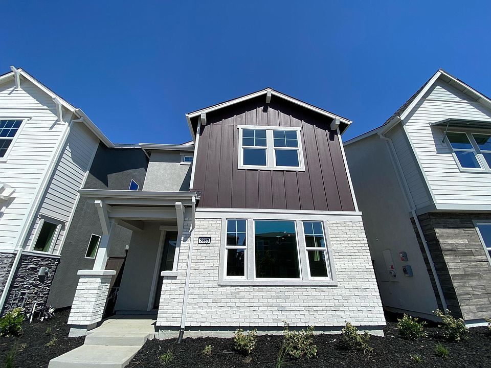 Primary Photo - 2860 Honey Opal Ave