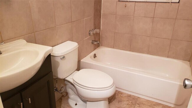 Building Photo - 5505 Lester Granger Dr