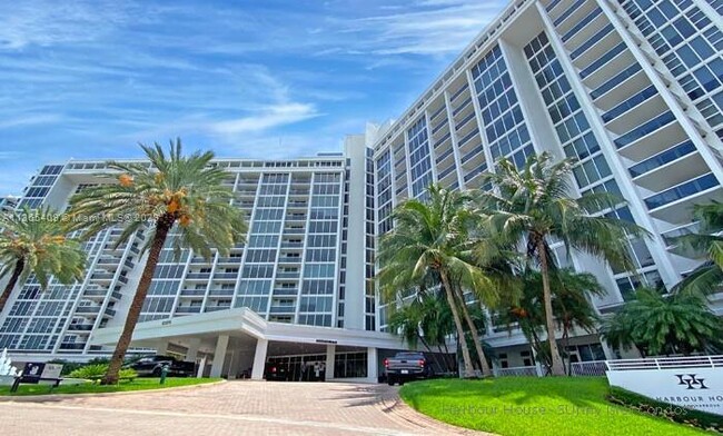 Foto del edificio - 10275 Collins Ave