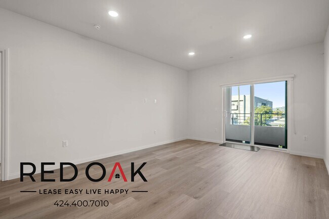Foto del edificio - 218 S Occidental Blvd