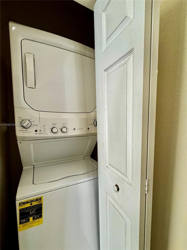 Foto del edificio - 9575 SW 171st Pl