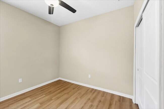 Building Photo - 14237 Seranoa Dr