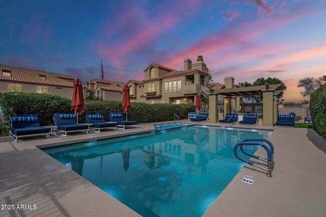 Foto del edificio - 7675 E McDonald Dr