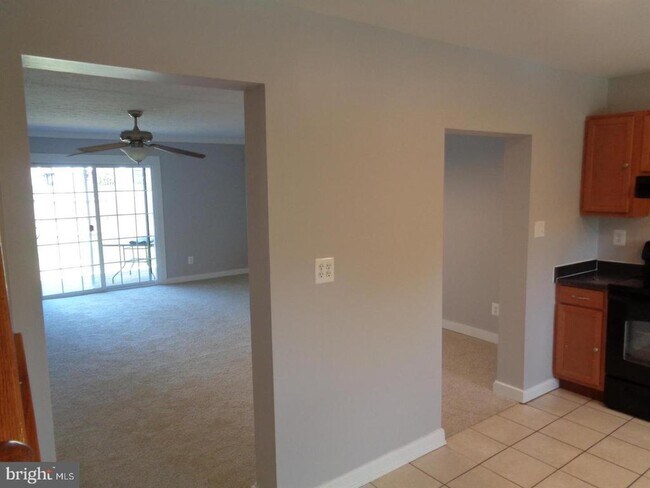 Foto del edificio - 612 Kittendale Cir