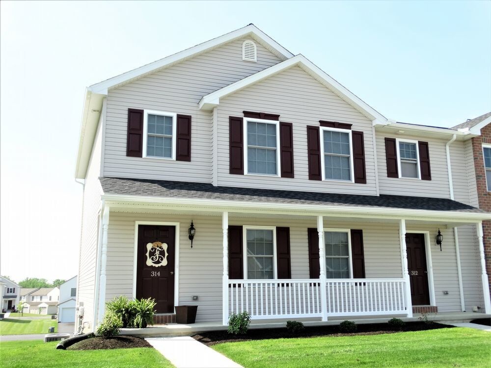 306 Meadow View Dr, Myerstown, PA 17067 Townhome Rentals in Myerstown
