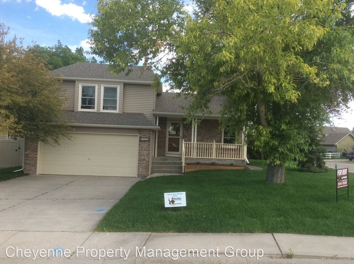 Primary Photo - 4 br, 2.5 bath House - 2317 Frontier Ct