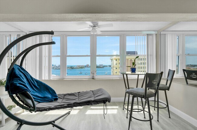 Foto del edificio - 4550 Cove Cir