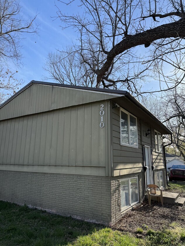 Foto principal - 2010 SW Lane St