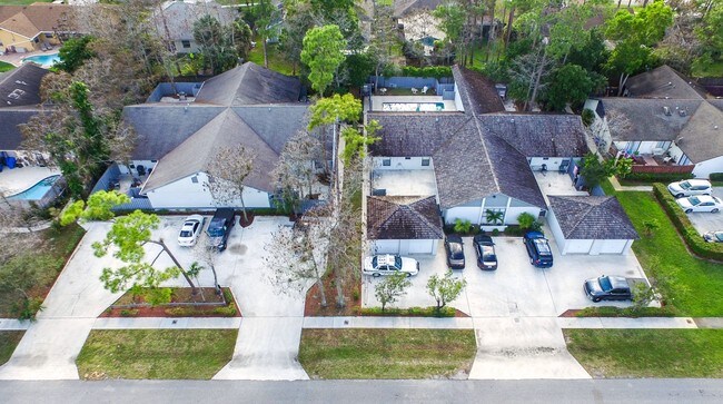 Foto del edificio - 1577 Hawthorne Pl