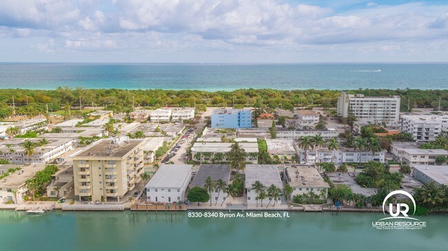 Building Photo - Tatum Waterway Apartments