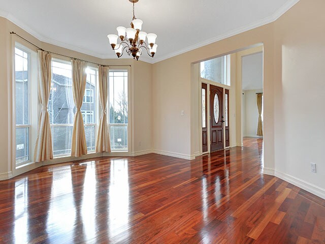 Building Photo - Amazing NW Portland 4 bedroom - APPLICATIO...