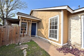 Building Photo - 12316 Dellrey Dr