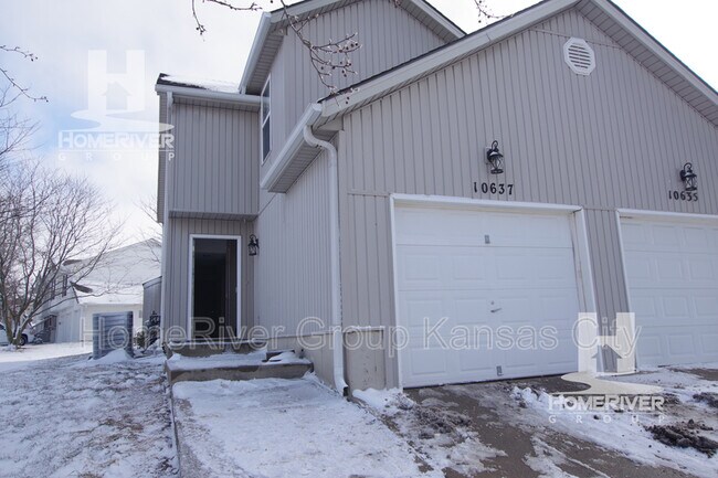 Foto del edificio - 10637 N Locust Ct