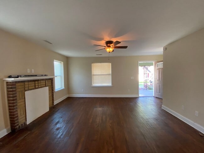 Building Photo - COMING SOON: HOUSE FOR RENT!