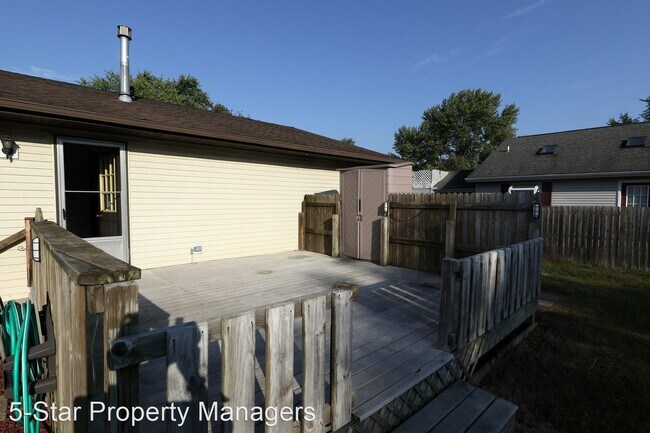 Building Photo - 4 br, 3 bath House - 906-A Highland Drive