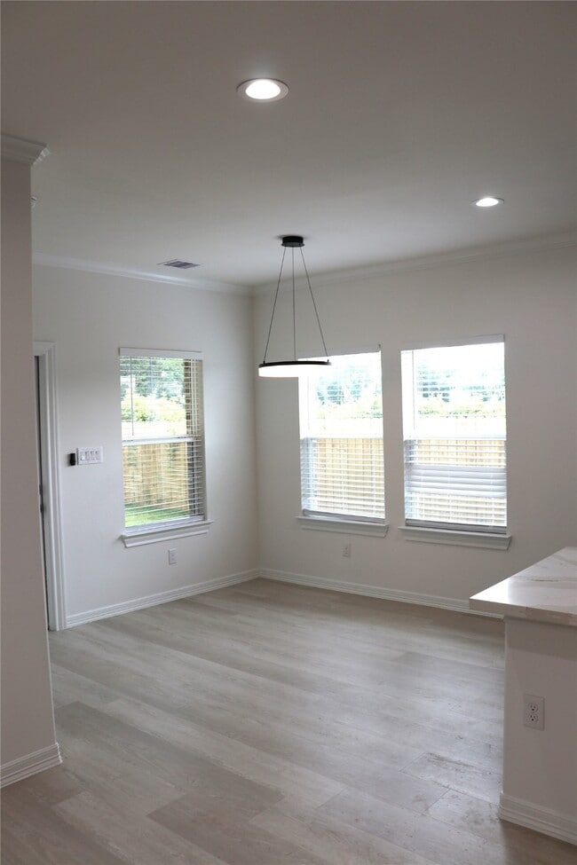 Foto del edificio - 16602 Bonnie Sean Dr