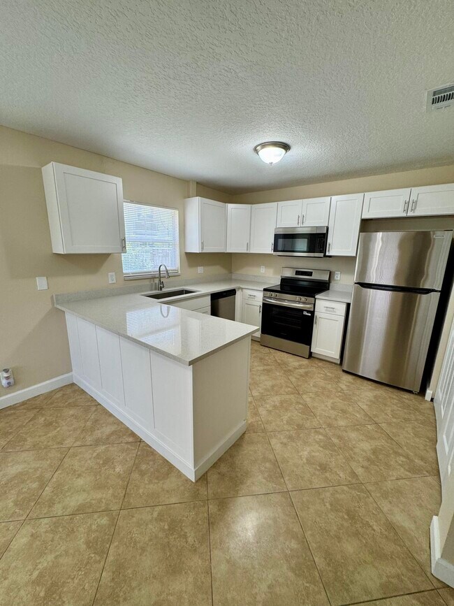 Foto del edificio - 2158 Pretty Ln
