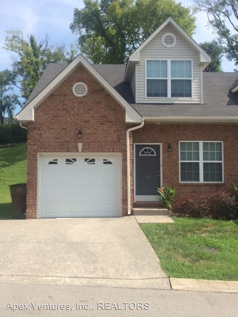 Foto principal - 761 Spence Enclave Ln