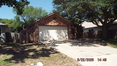 Building Photo - 8311 Border Pass Dr