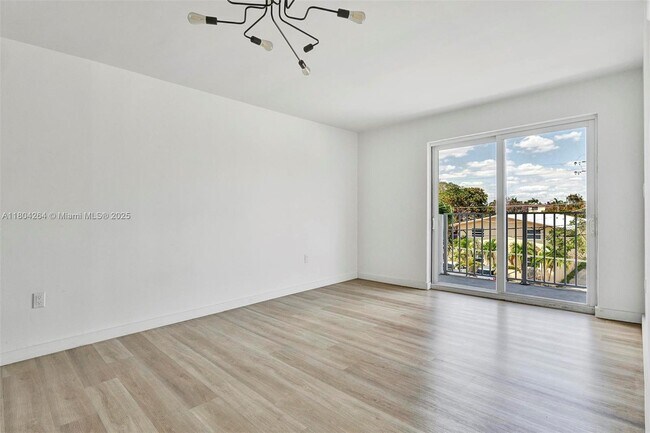 Foto del edificio - 620 SW 10th St