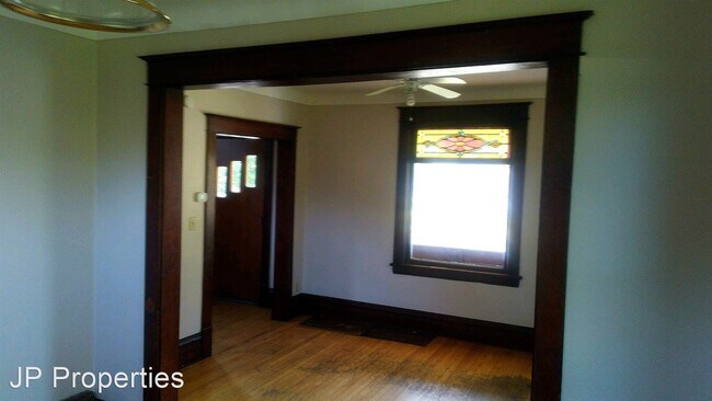 Foto del edificio - 3 br, 1 bath House - 1302 Hewitt Avenue