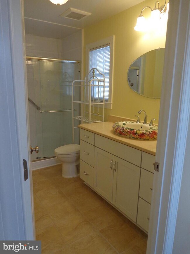 Foto del edificio - 5590 Old Farm Ln