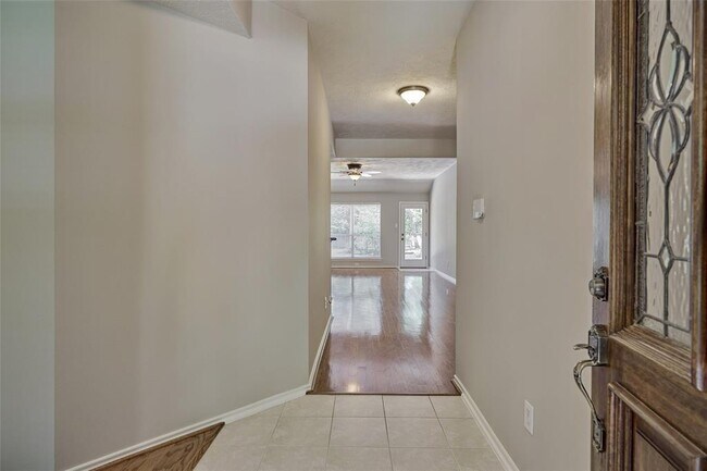 Building Photo - 135 N Wynnoak Cir