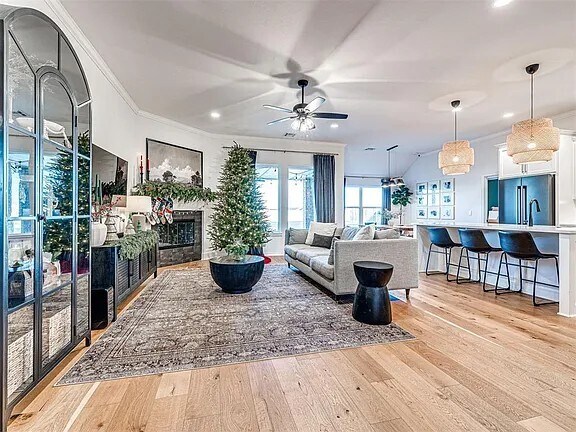 Foto del edificio - 9901 NW 143rd St