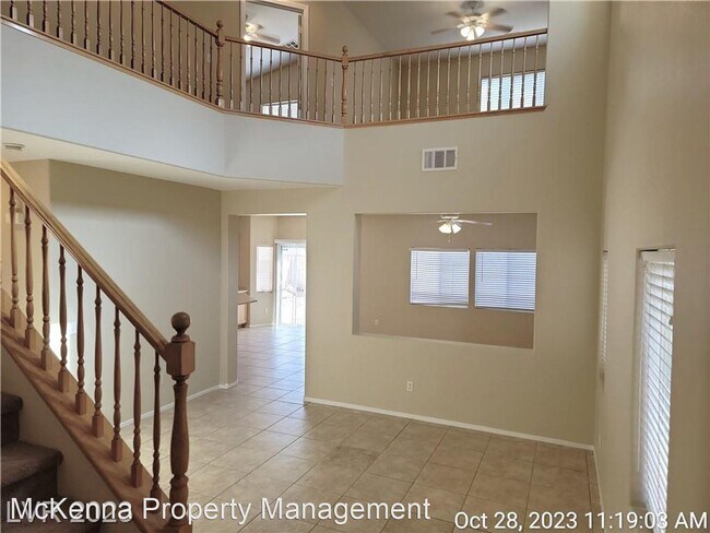 Foto del edificio - 3 br, 2.5 bath House - 5916 N Buckwood Mot...