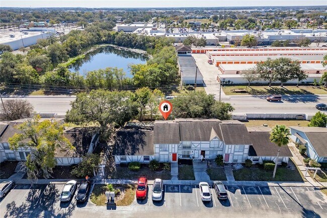 Foto del edificio - 3108 Windover Ave