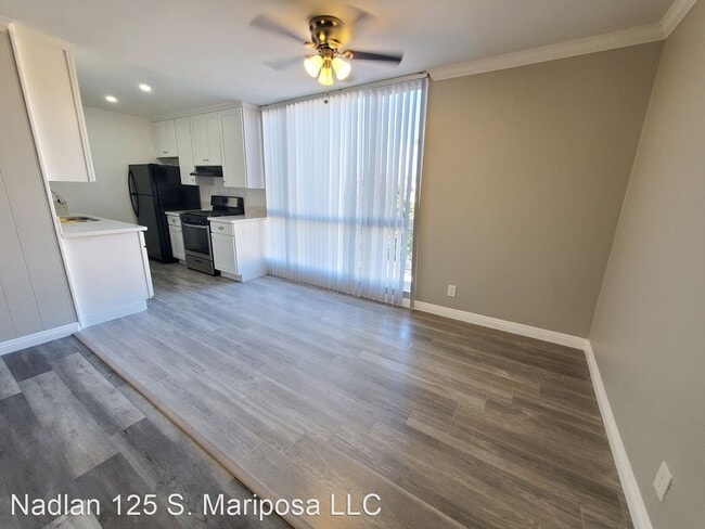 Building Photo - 125 S Mariposa Ave