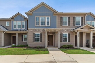 Building Photo - 1842 Butternut Dr