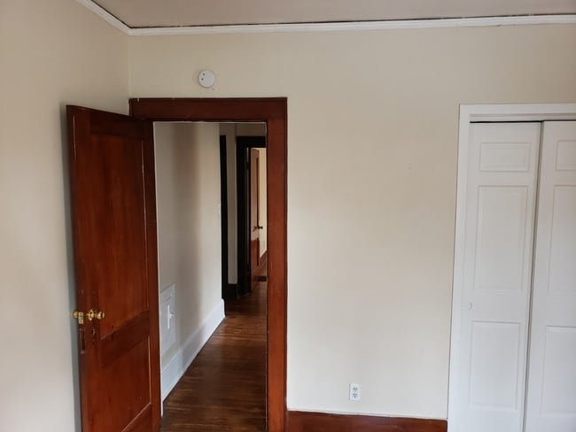 Building Photo - 99 Tyler St