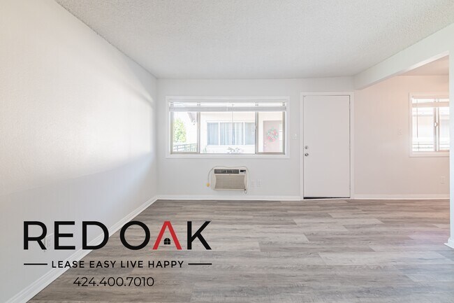 Building Photo - 4324 Walnut St