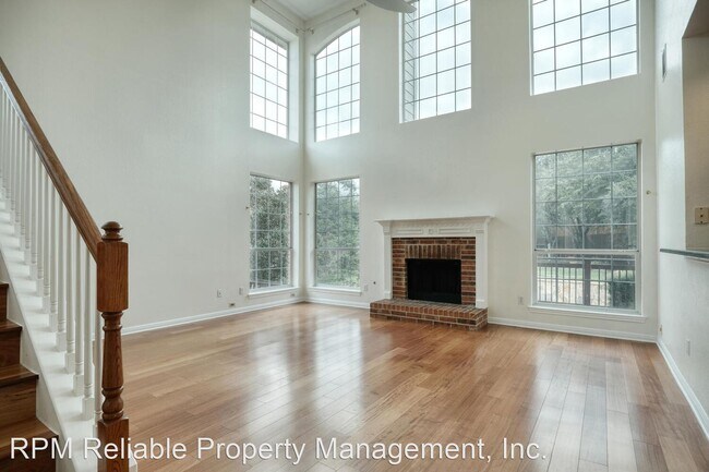 Building Photo - 206 Chesapeake Bay Ln N