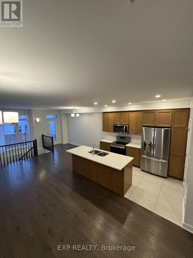 Photo du bâtiment - 914 Alvarez Ln