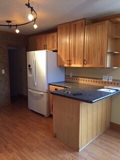 Building Photo - Beautiful 3 bedroom/3.5 bath home