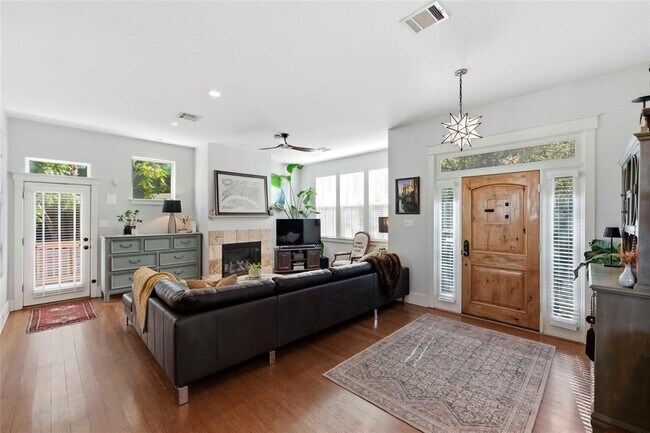 Foto del edificio - 2128 Sage Creek Loop