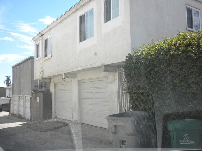 Foto del edificio - 4442 Estrella Ave