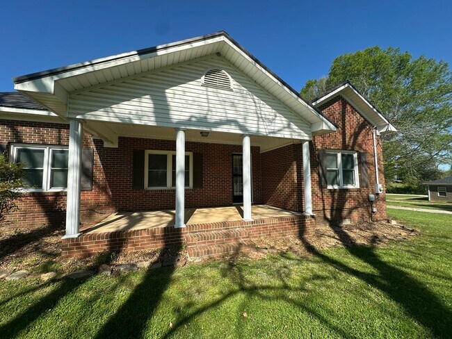Building Photo - 4115 AL-9